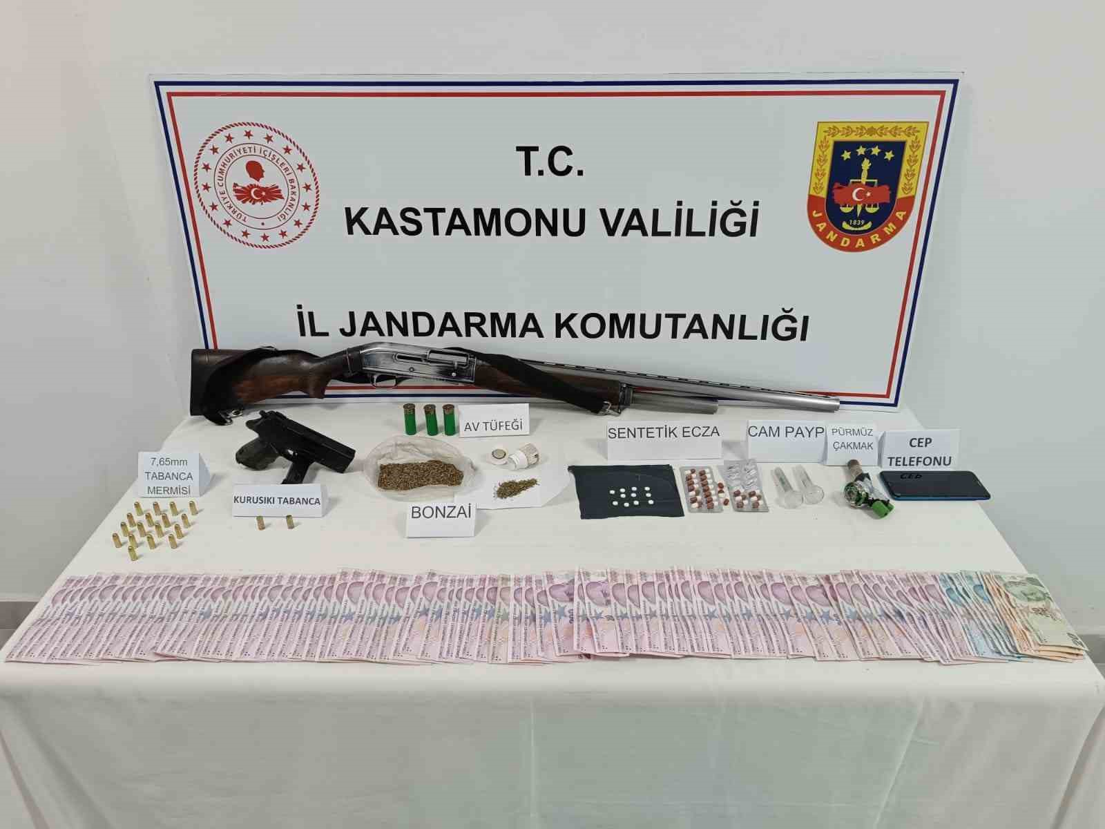 Kastamonu’da uyuşturucu ile yakalanan 7 şüpheliden 2’si tutuklandı