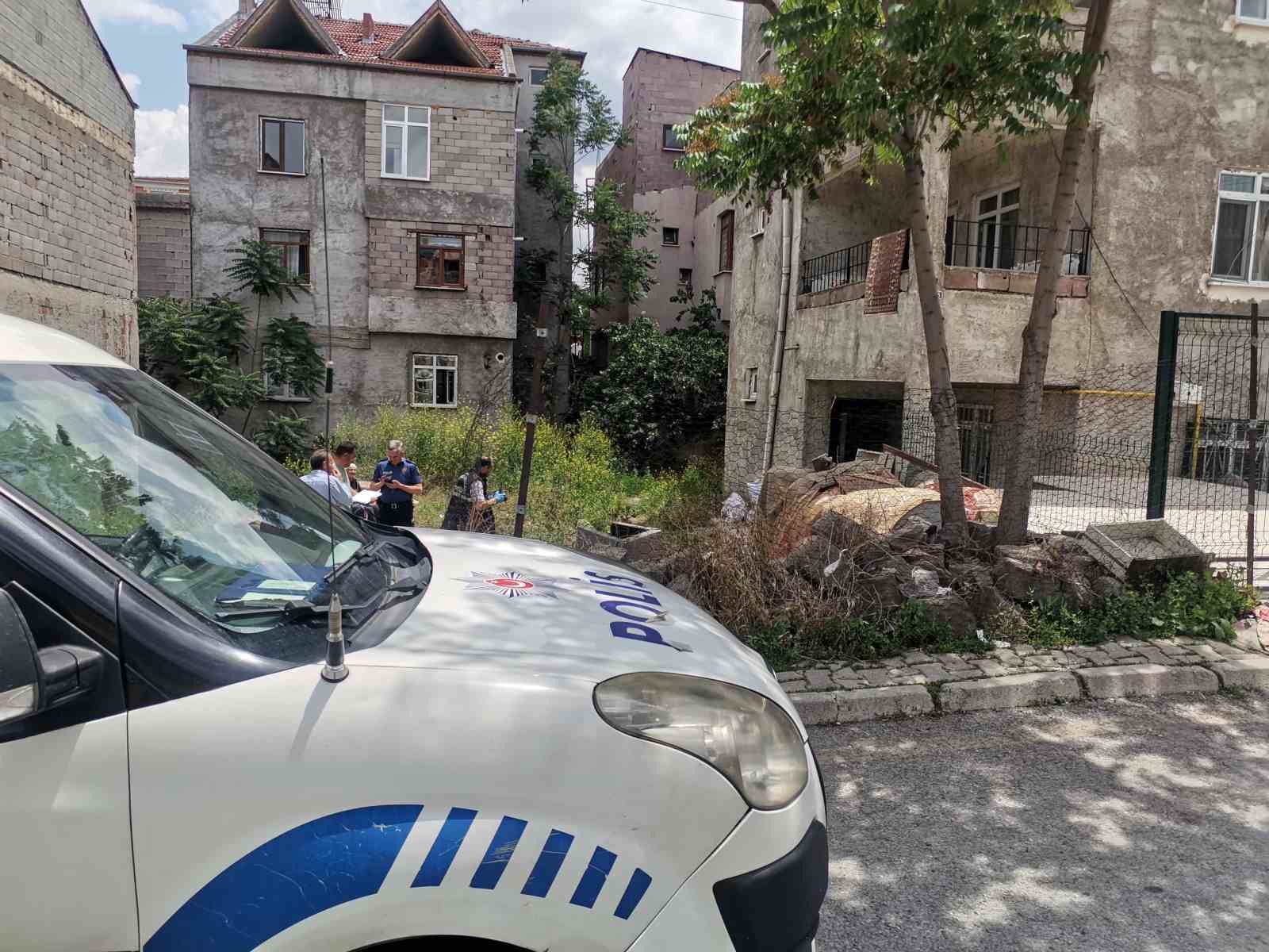 Kayseri’de süt dolu kovaya düşen bebek boğuldu