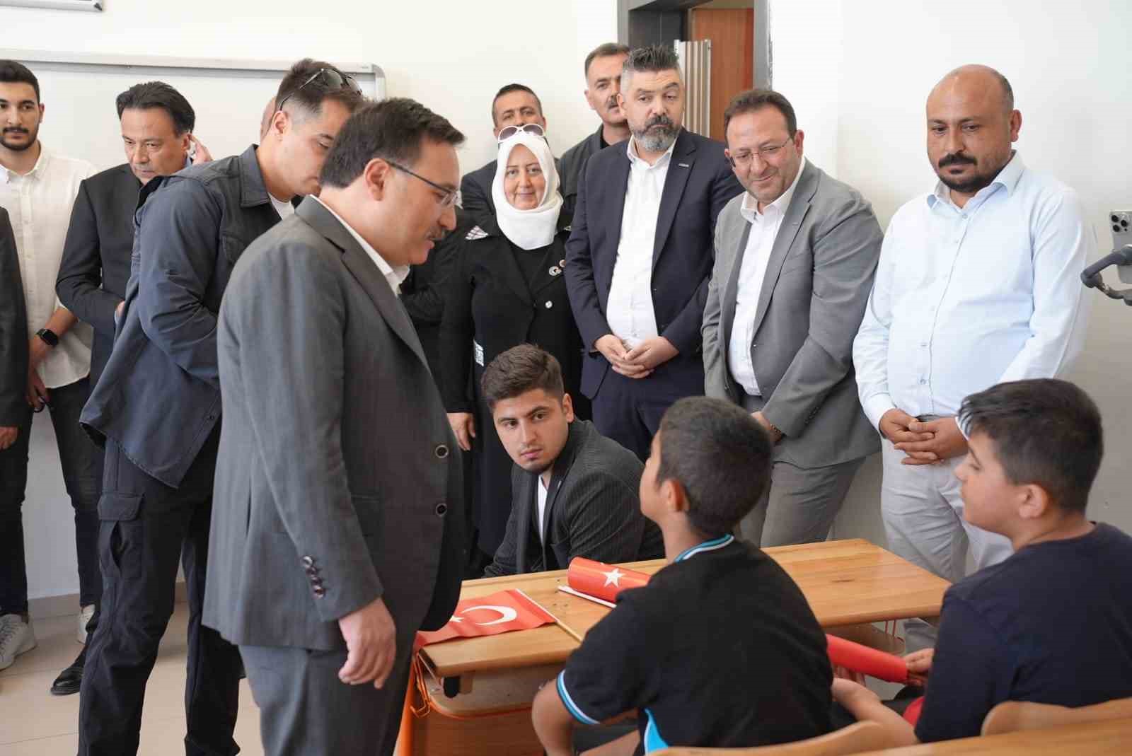 Kayseri’nin ilk terör şehidinin ismi yeni açılan ortaokula verildi