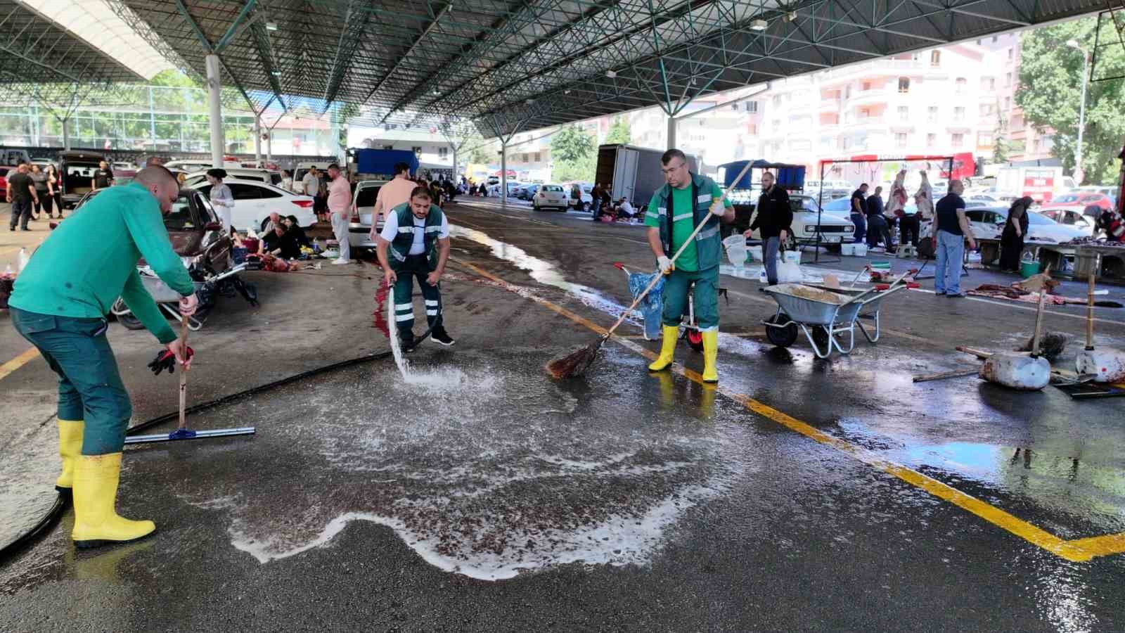 KEÇİÖREN BELEDİYESİ TARAFINDAN HİZMETE AÇILAN BAĞLUM KURBAN KESİM MERKEZİ VATANDAŞLARA