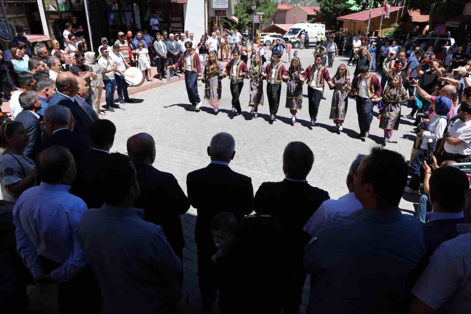 “Kemaliye Uluslararası Kültür ve Doğa Sporları Şenlikleri” başladı