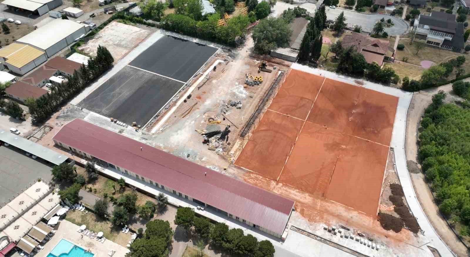 Kocaeli’nin dünya standartlarındaki tenis merkezinde tamamlanma oranı yüzde 80