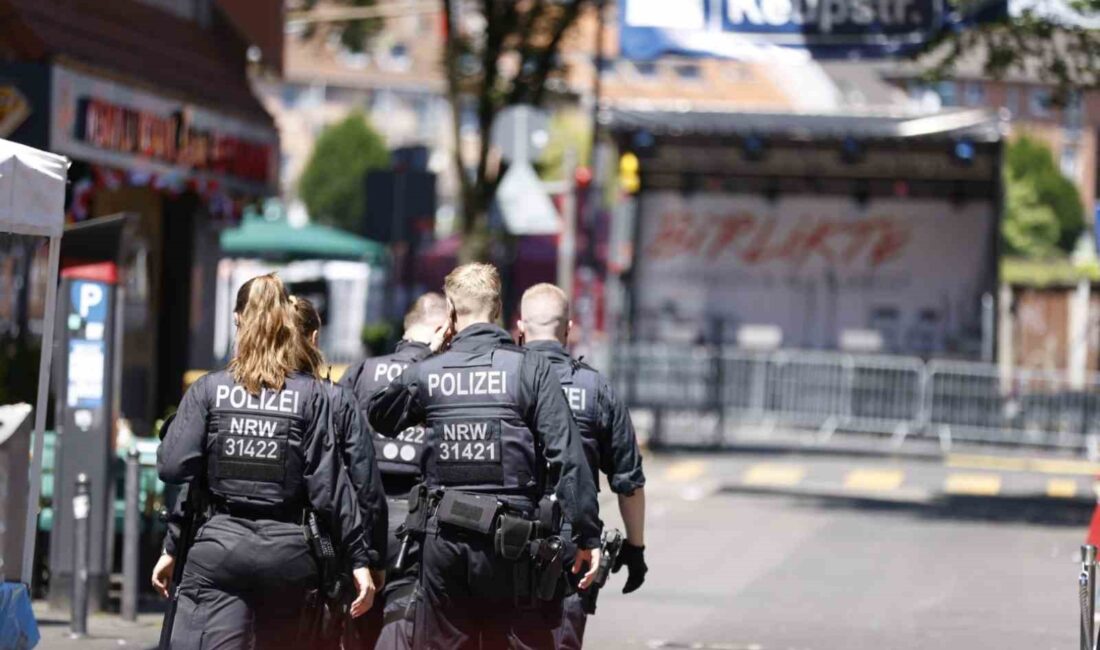 ALMANYA'NIN KÖLN KENTİNDE, 'TÜRK