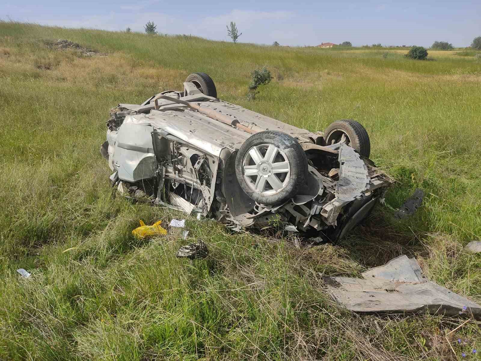 ANKARA’DA KONTROLDEN ÇIKAN OTOMOBİLİN TAKLA ATMASI SONUCU MEYDANA GELEN KAZADA