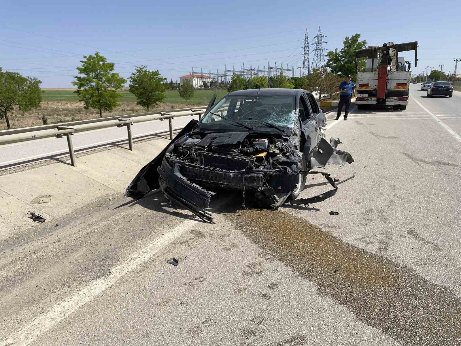 Konya’da iki otomobil çarpıştı: 4 yaralı