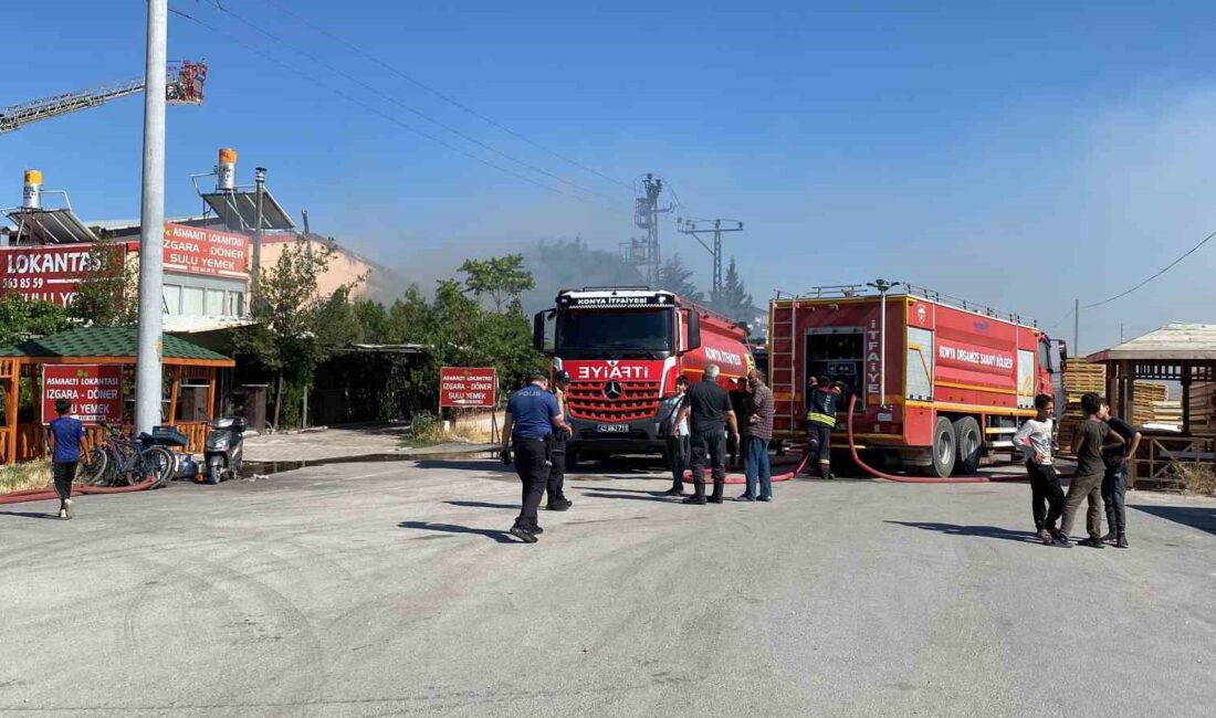 KONYA'DA AHŞAP MALZEMELERİN OLDUĞU