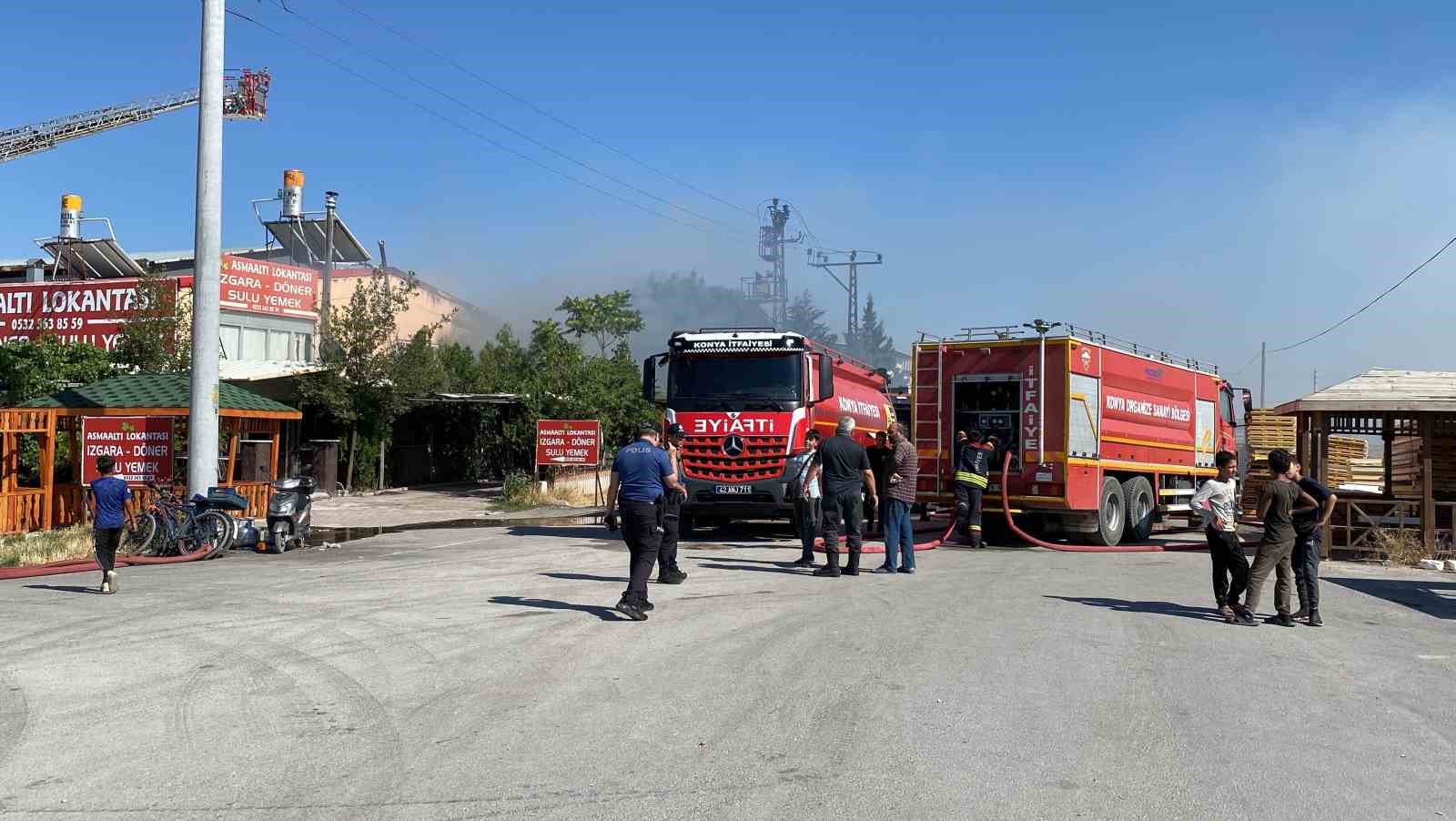 Konya’da sanayi sitesinde yangın paniği