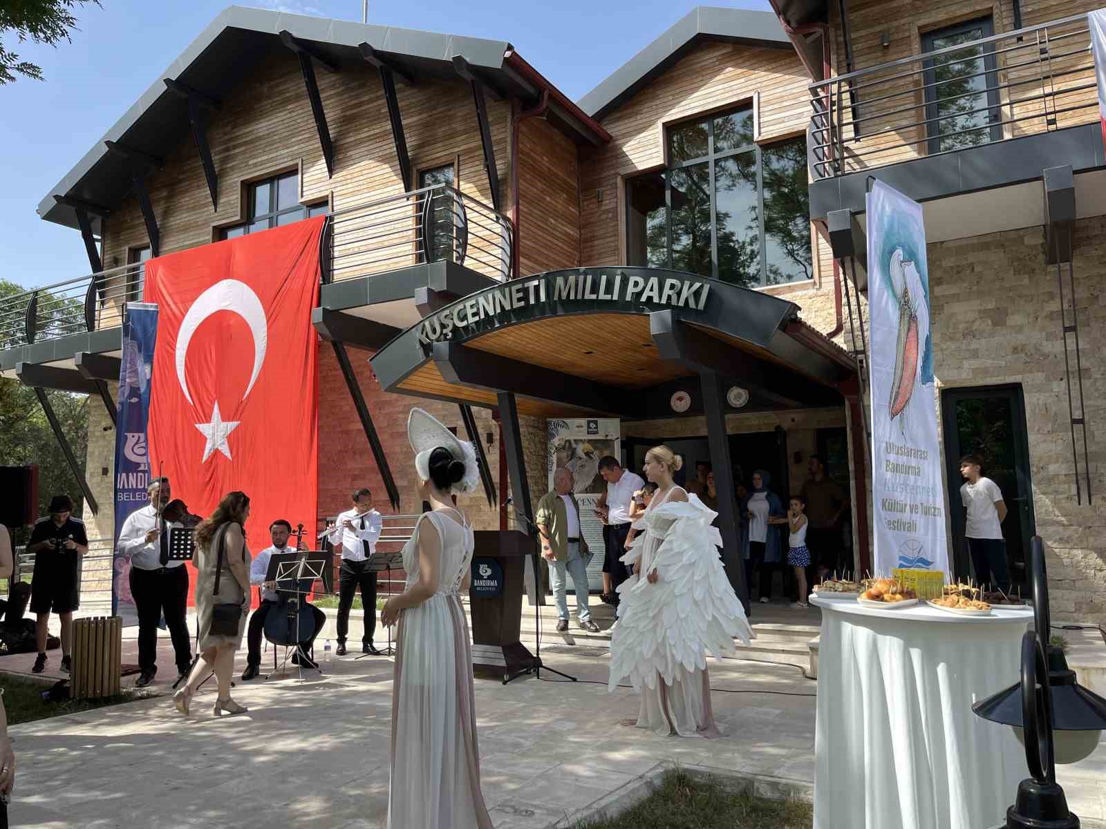 Kuş Cenneti Milli Parkı’ndaki taksidermiler kayboldu