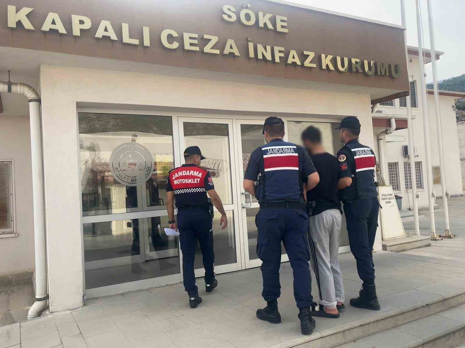 Kuşadası’nda çalıntı motosikletle yakalanan şahıs tutuklandı