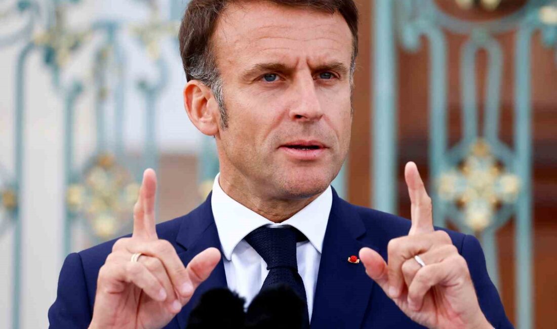 FRANSA CUMHURBAŞKANI EMMANUEL MACRON,