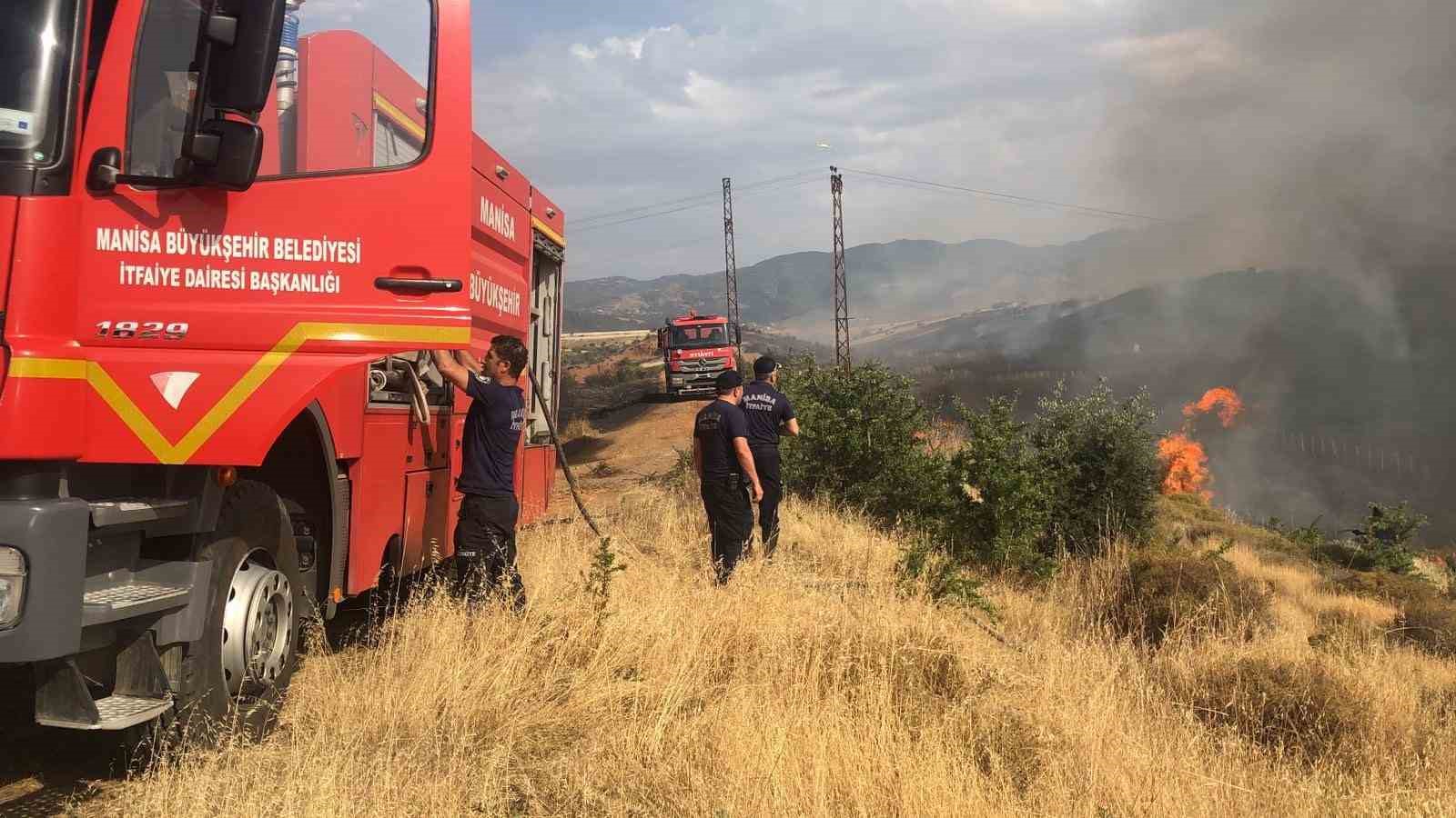 Manisa İtfaiyesi büyük bir yangını daha önledi