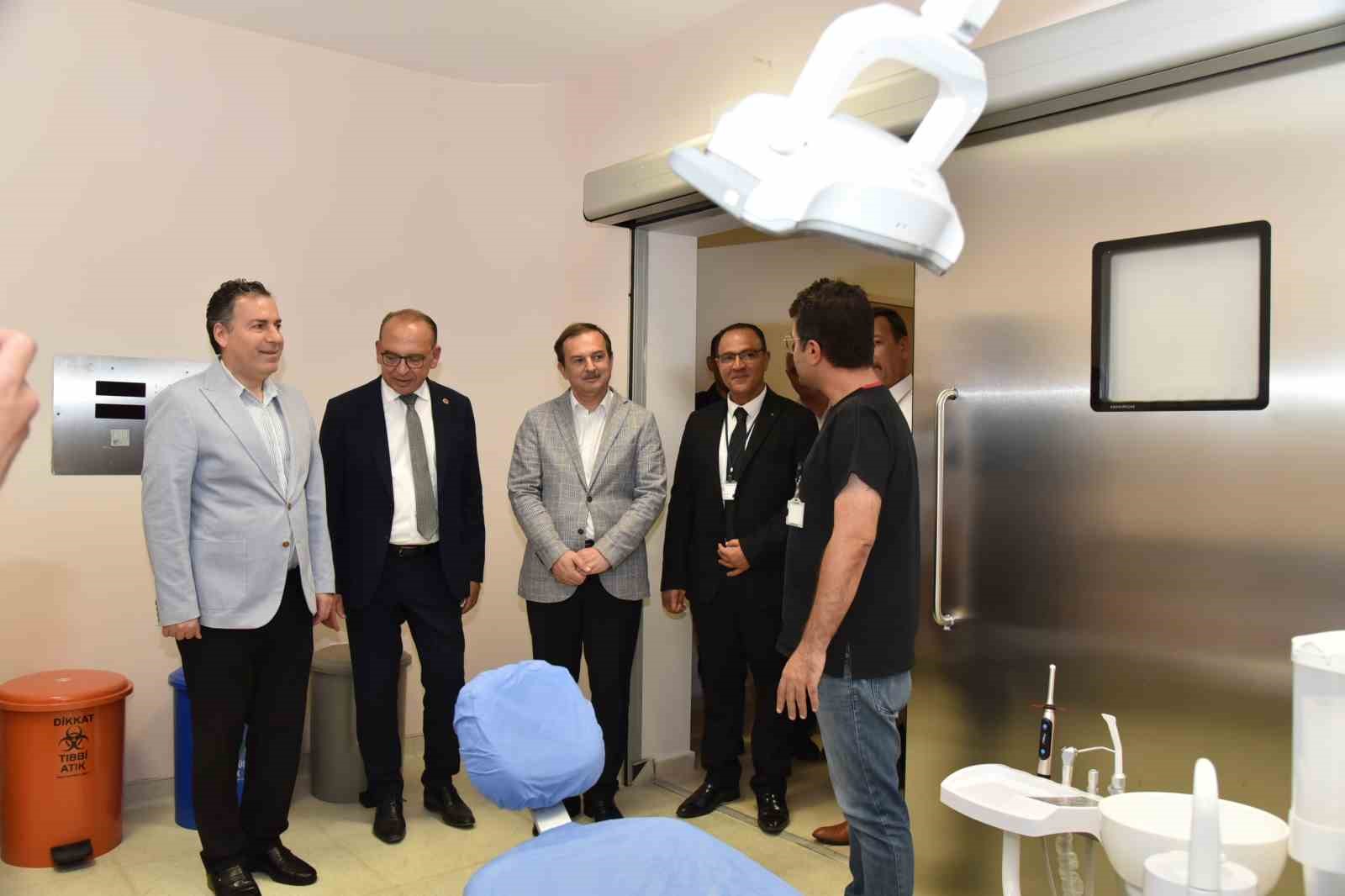 Manisa’da kamuya bağlı ilk implant merkezi Turgutlu’da hizmete girdi