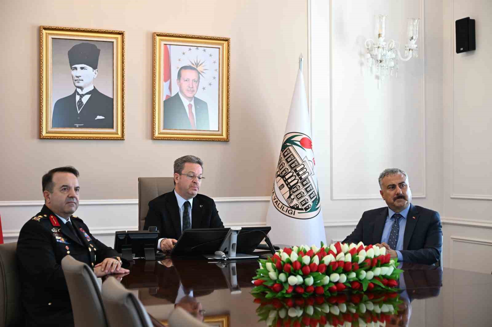 Manisa’nın huzuru ve güvenliği için iş başındalar