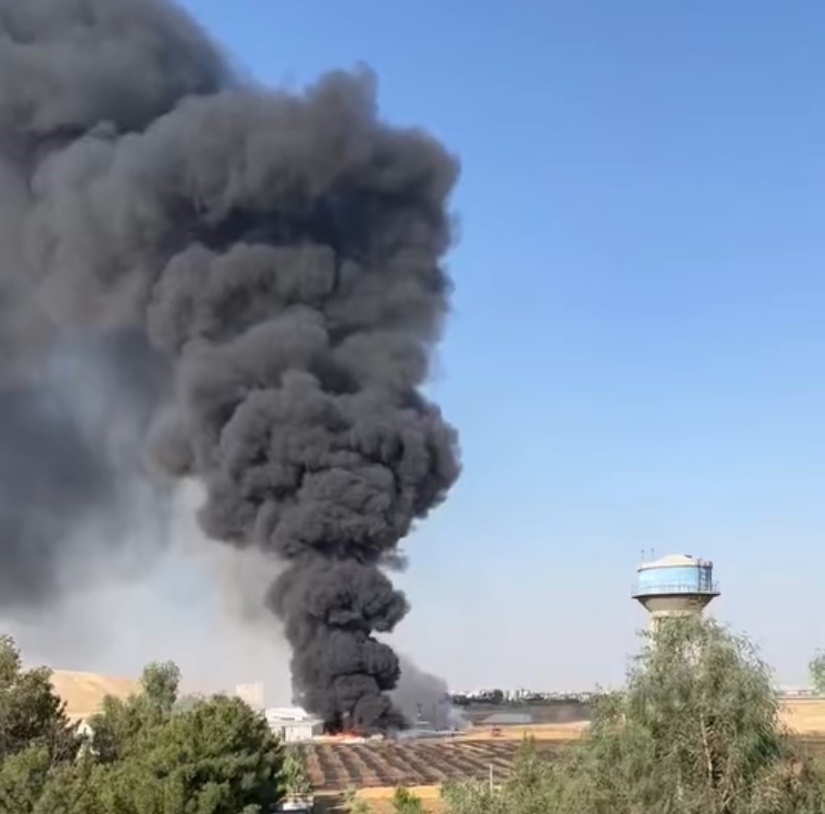 Mardin’de geri dönüşüm fabrikasında yangın