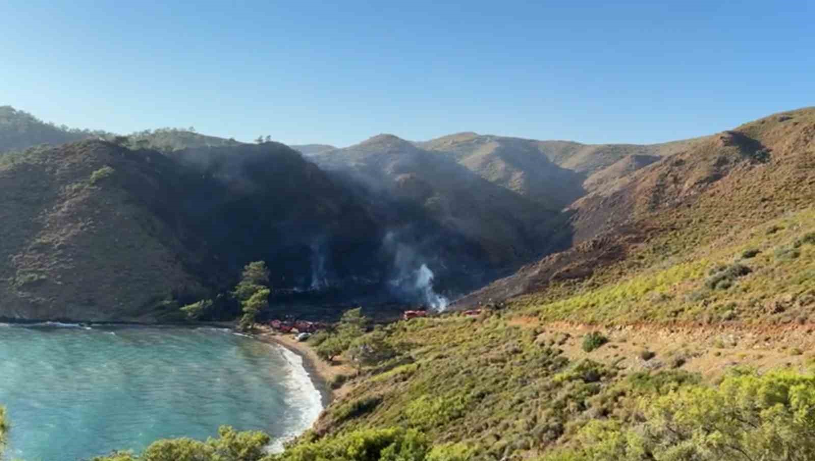 Marmaris’teki orman yangını kısmen kontrol altına alındı