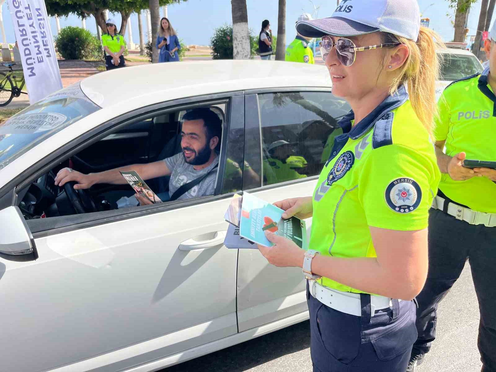 Mersin’de bayram dolayısıyla trafik tedbirleri arttırıldı