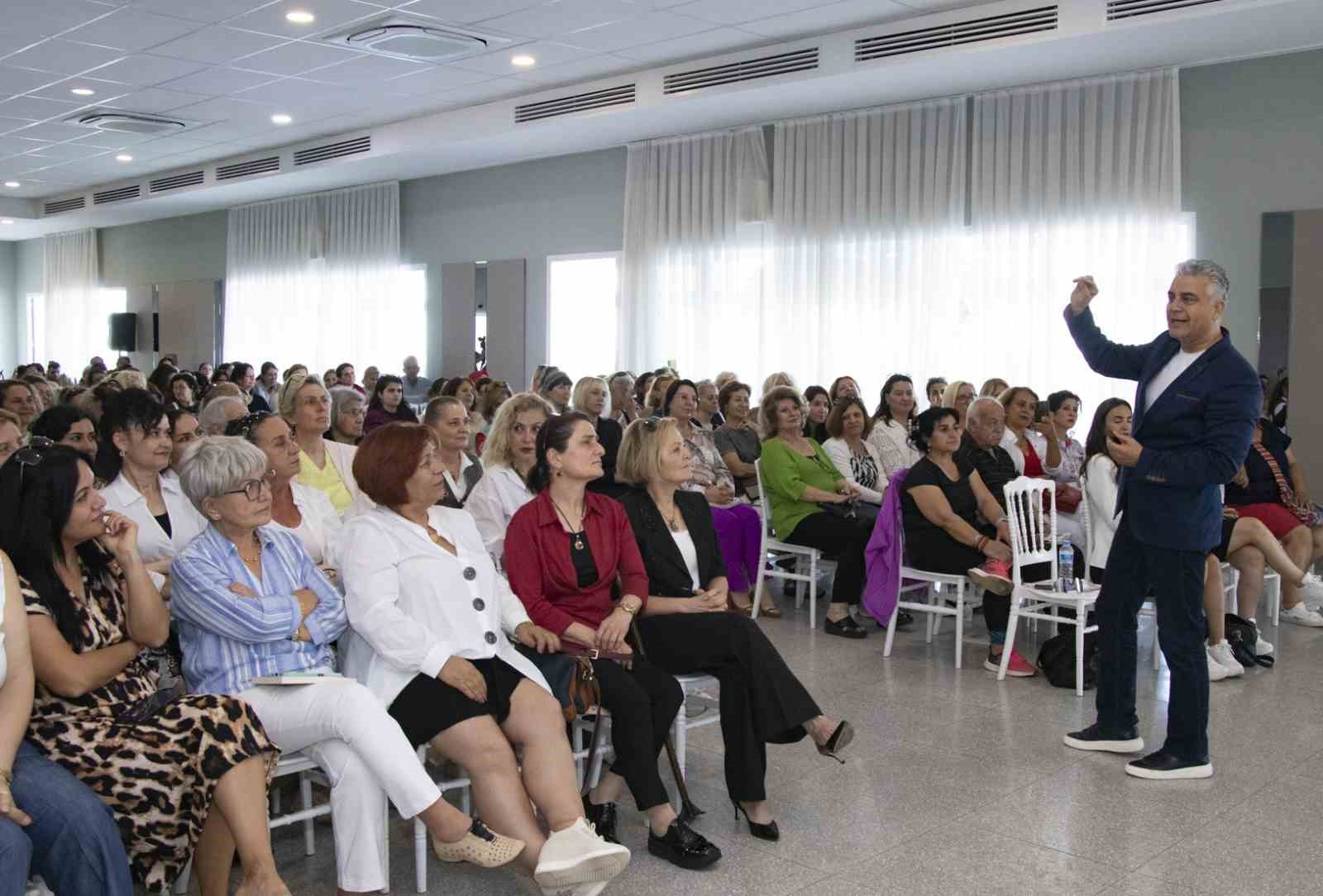 Mersinli kadınlara ’duygu kontörlü’ semineri