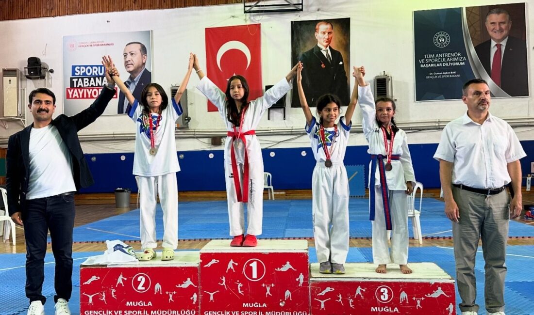 MUĞLALI ŞAMPİYON MİNİK TAEKWONDOCULAR