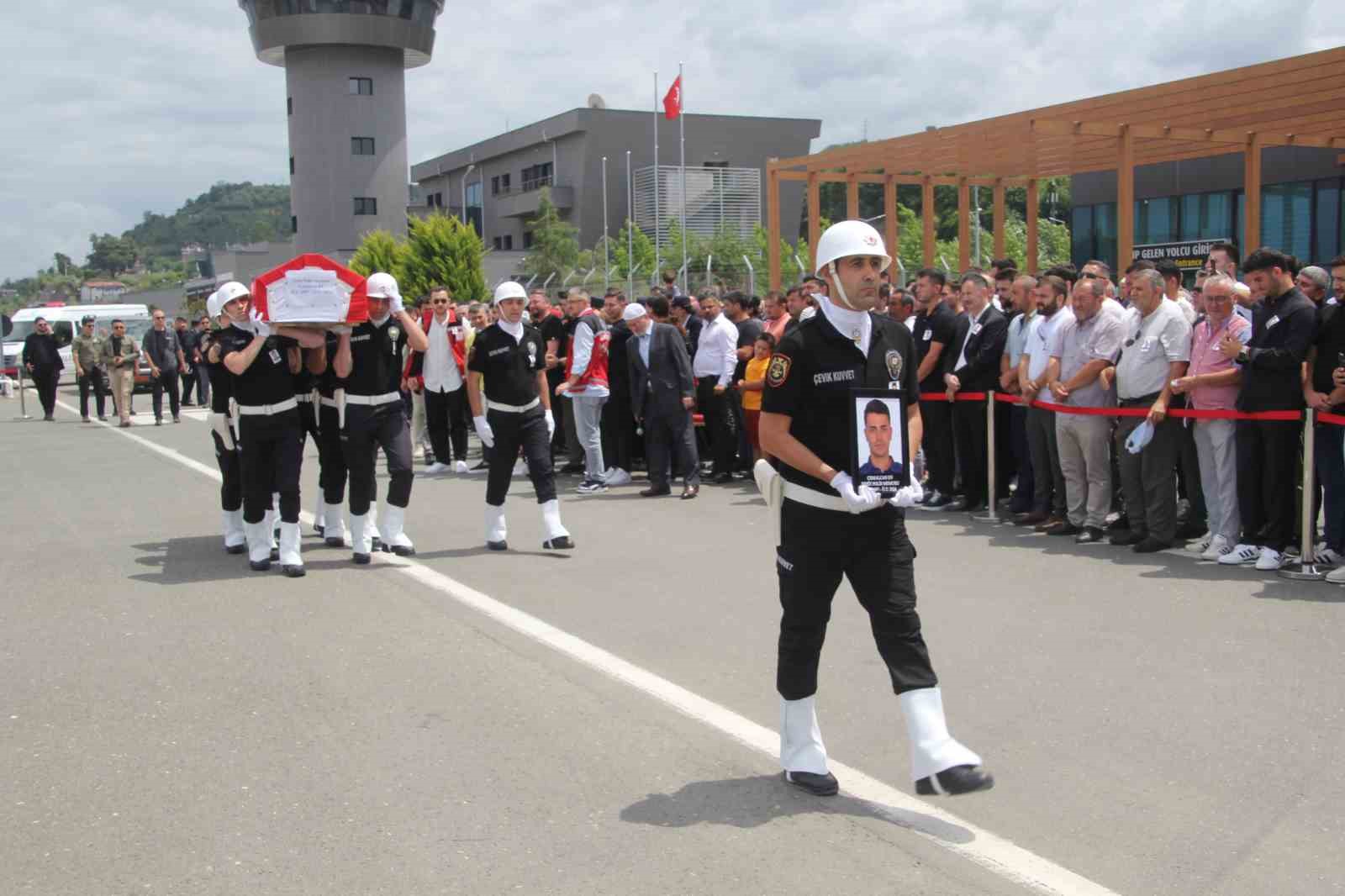 Ordulu şehit Cemalcan Ev, memleketinde gözyaşlarıyla karşılandı