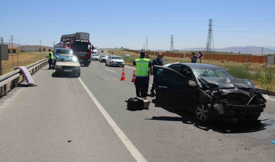 KAYSERİ-MALATYA KARAYOLUNDA, OTOMOBİLİN BİÇERDÖVERE