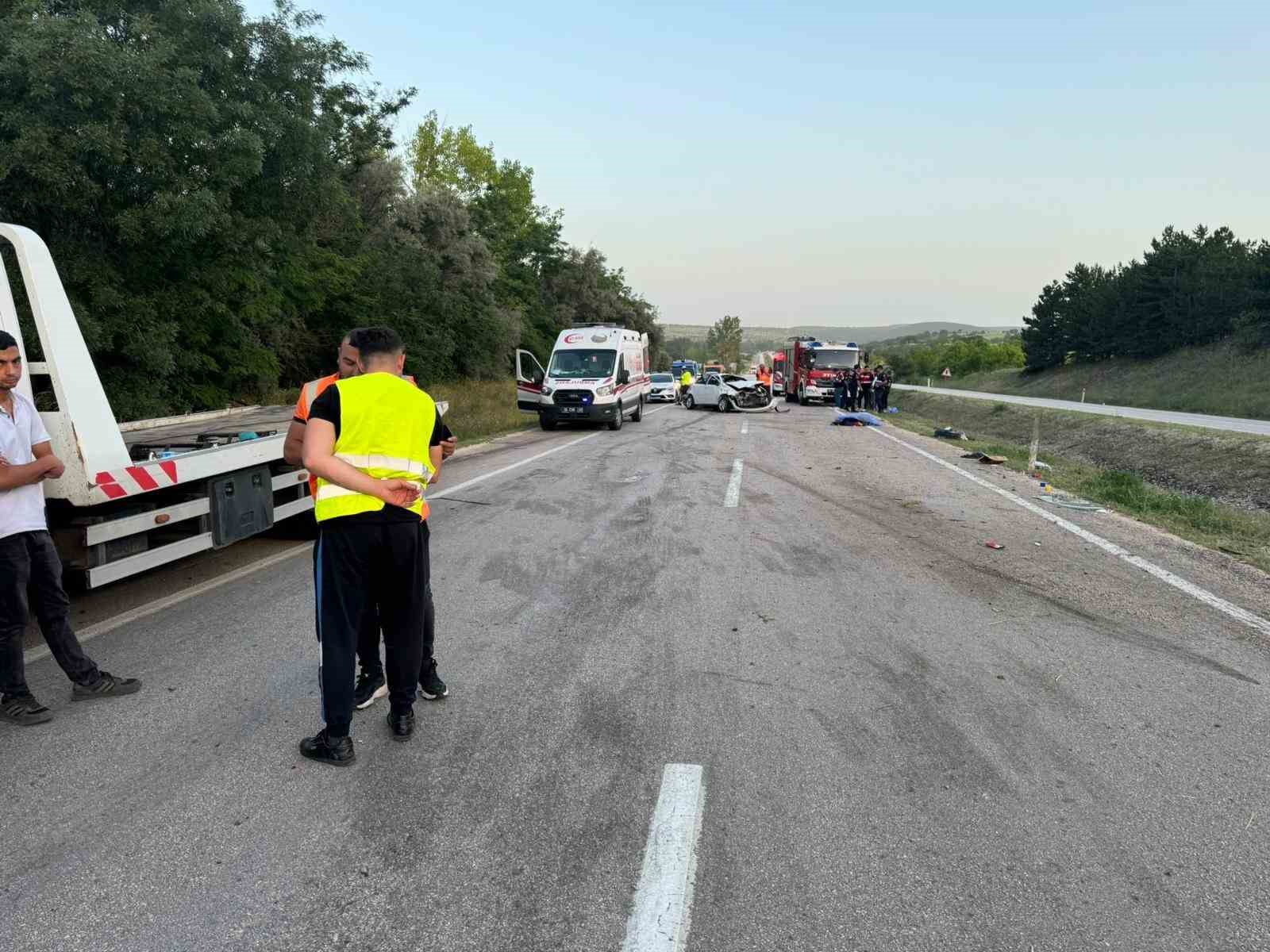 ANKARA’DA KONTROLDEN ÇIKAN OTOMOBİLİN TAKLA ATMASINI SONUCU MEYDANA GELEN KAZADA