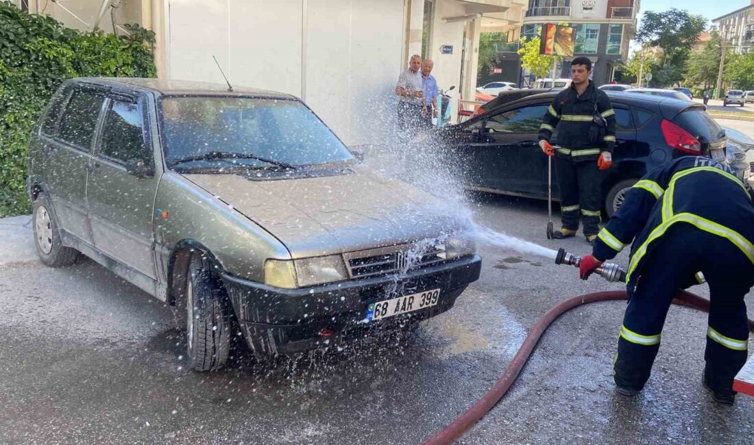 AKSARAY’DA PARK HALİNDEYKEN AKÜSÜ