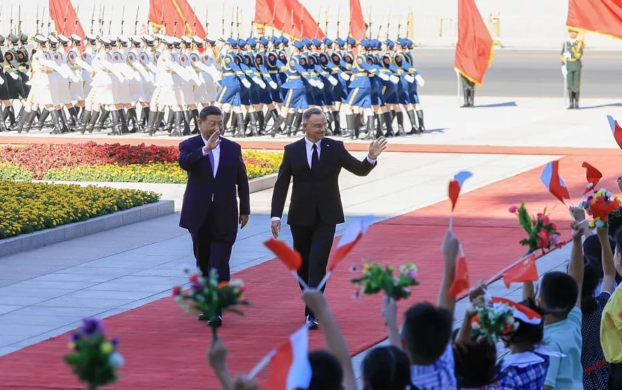 Polonya Cumhurbaşkanı Duda ile Çin Devlet Başkanı Xi bir araya geldi