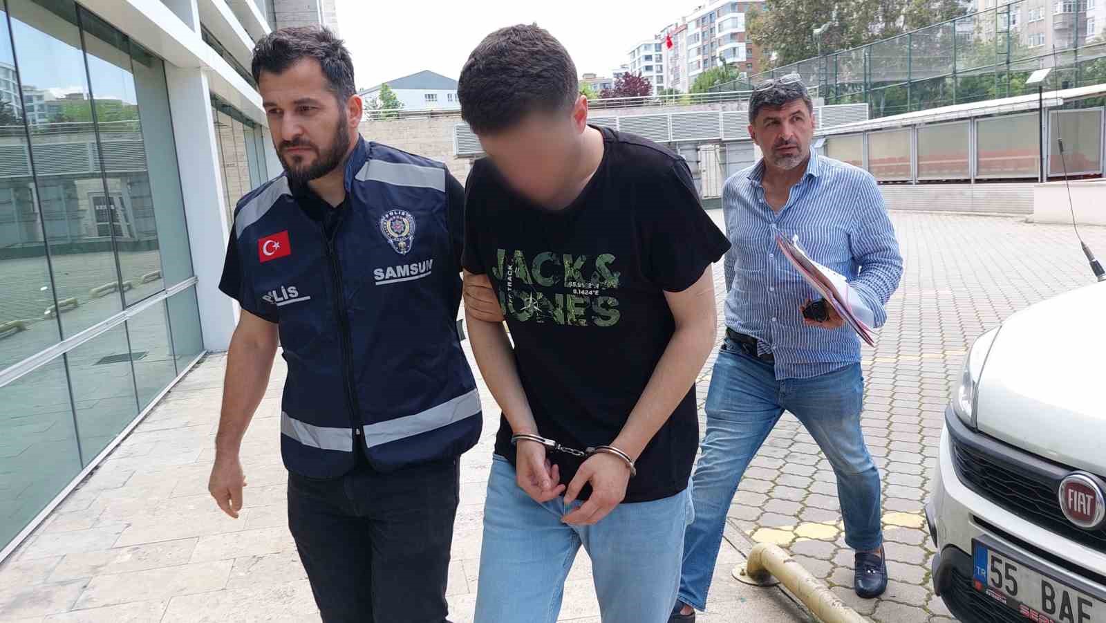 Samsun’da marketten alkol çalan genç yakalandı