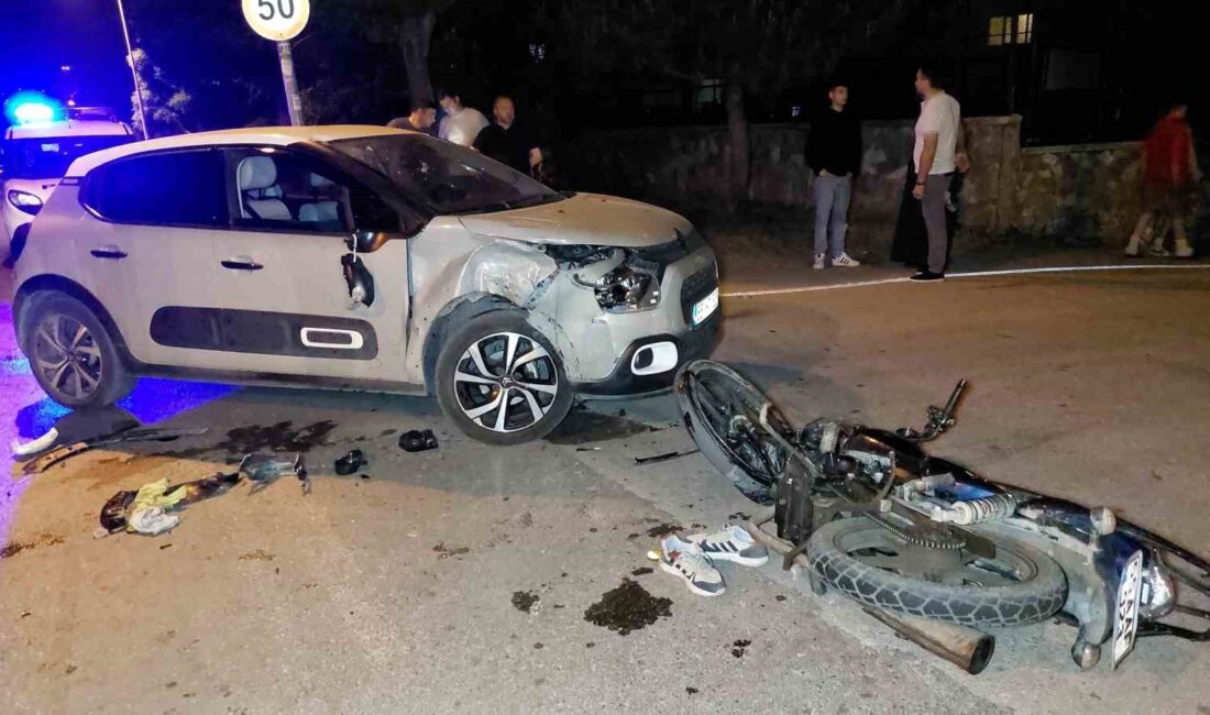 SAMSUN'DA MOTOSİKLET İLE OTOMOBİLİN