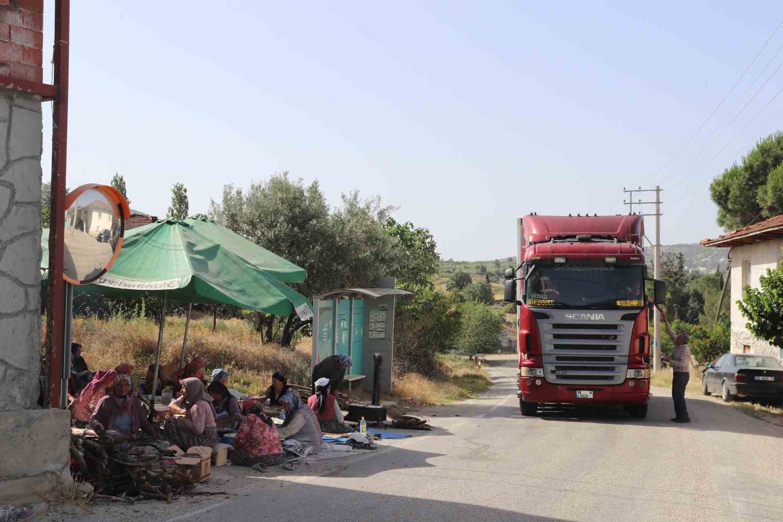 Selendi’nin Çortak Mahallesinde asırlık gelenek yaşatılıyor