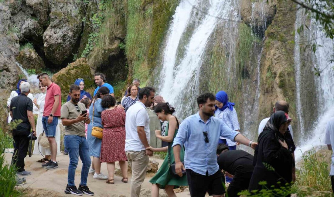 ERZİNCAN'DA, MUNZUR DAĞI ETEKLERİNDEN