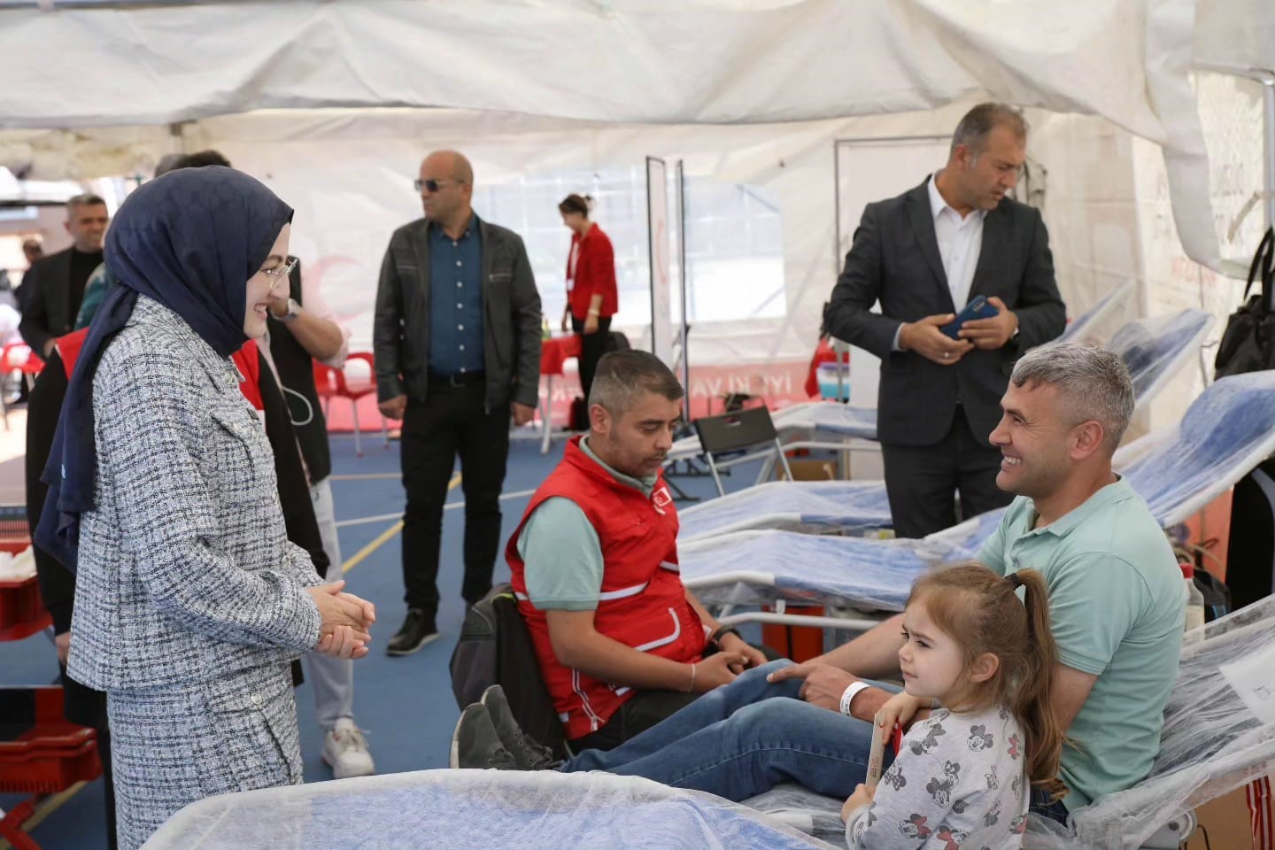 TÜRK KIZILAY, AKYURT’TA BULUNAN OKULLARDA ÖĞRENCİLERE VE VELİLERE YÖNELİK KAN