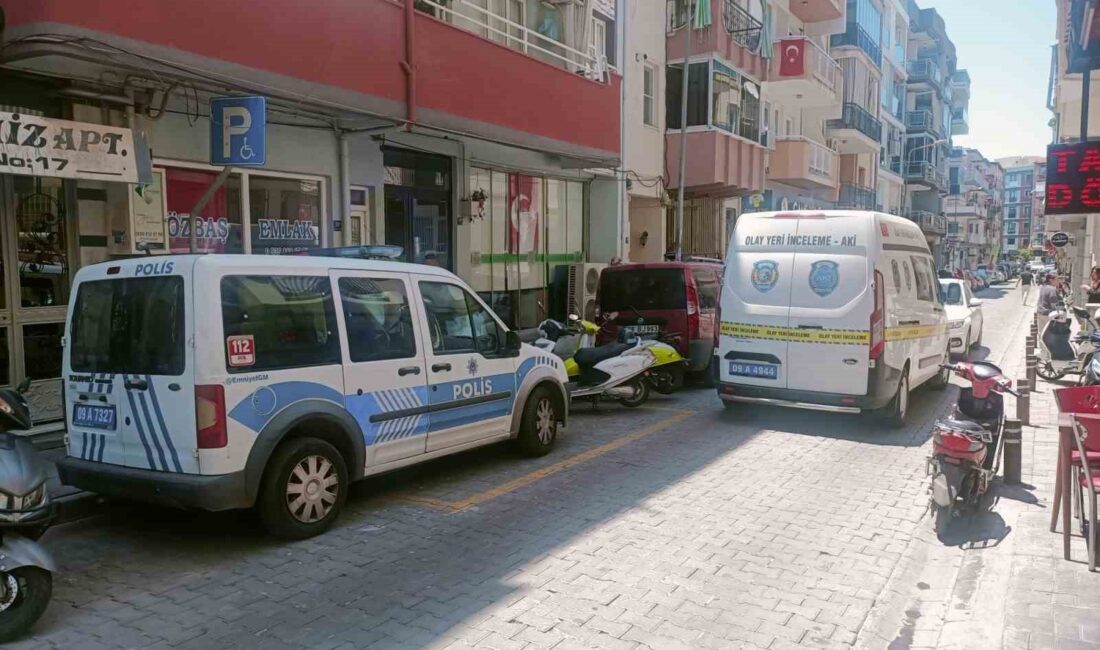 YAŞLI KADIN EVİNDE ÖLÜ