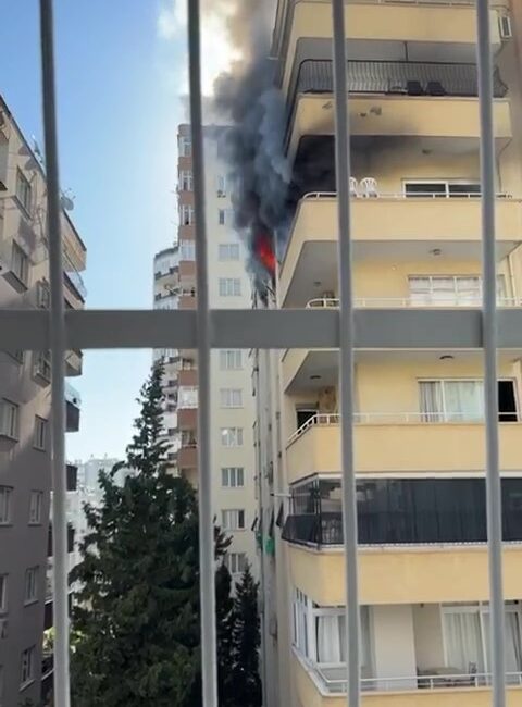 ADANA’DA 10 KATLI APARTMANIN