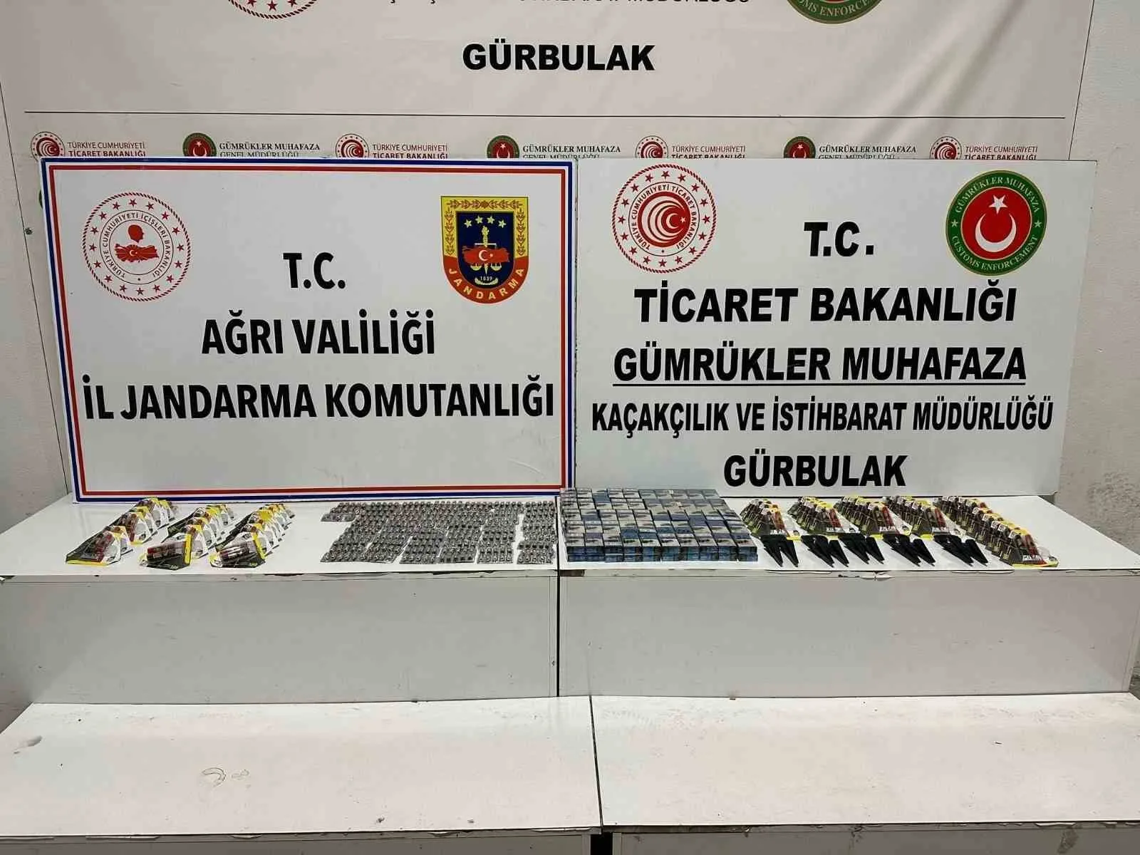 Ağrı’da uyuşturucu ve kaçakçılık operasyonu