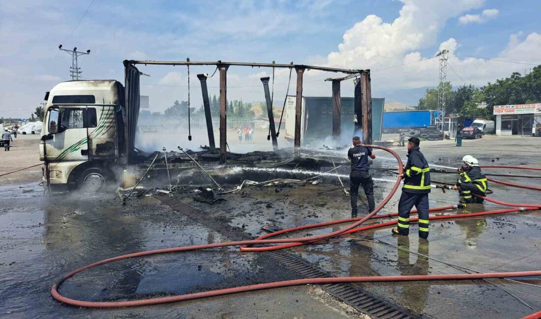 AMASYA’DA TIR, AKARYAKIT İSTASYONUNUN