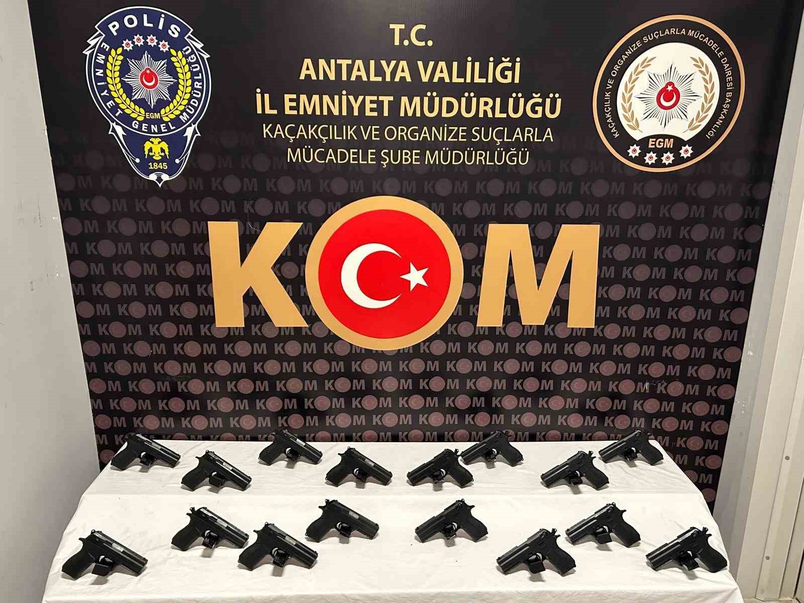 Antalya’da silah ticareti operasyonu: 1 tutuklama