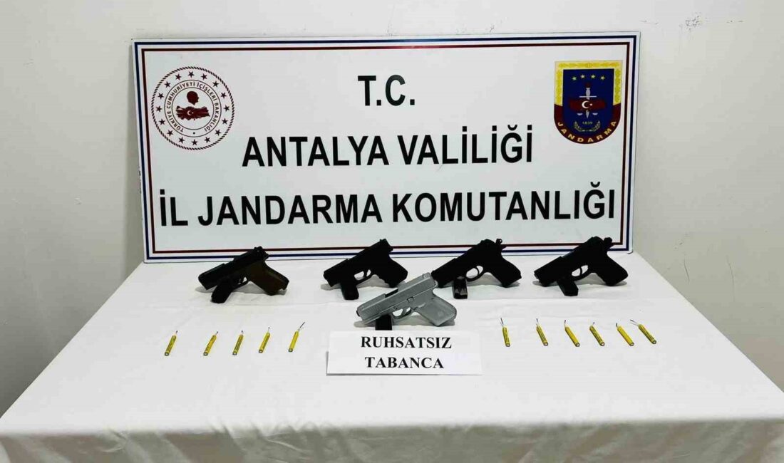 ANTALYA’DA SİLAH KAÇAKÇILIĞI YAPTIĞI