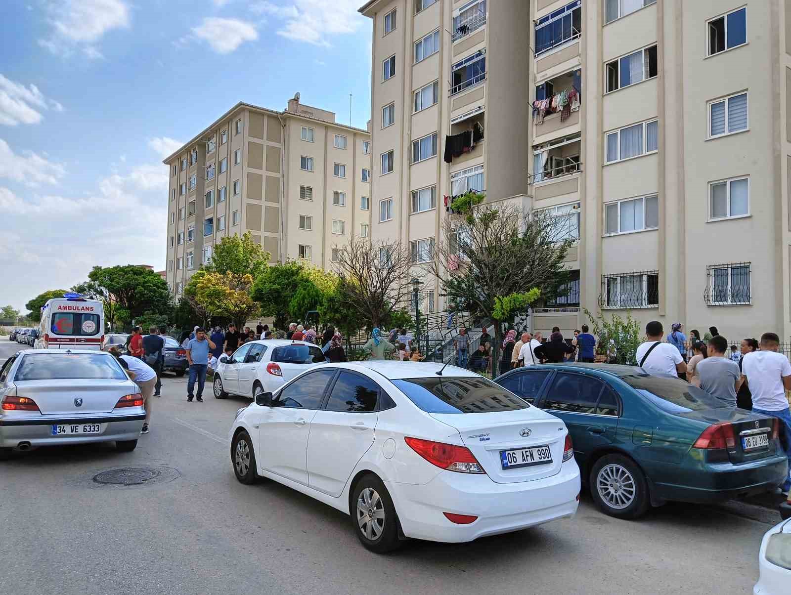 ANKARA'NIN SİNCAN İLÇESİNDEKİ BİR APARTMANIN ASANSÖR BOŞLUĞUNA DÜŞEN 13 YAŞINDAKİ