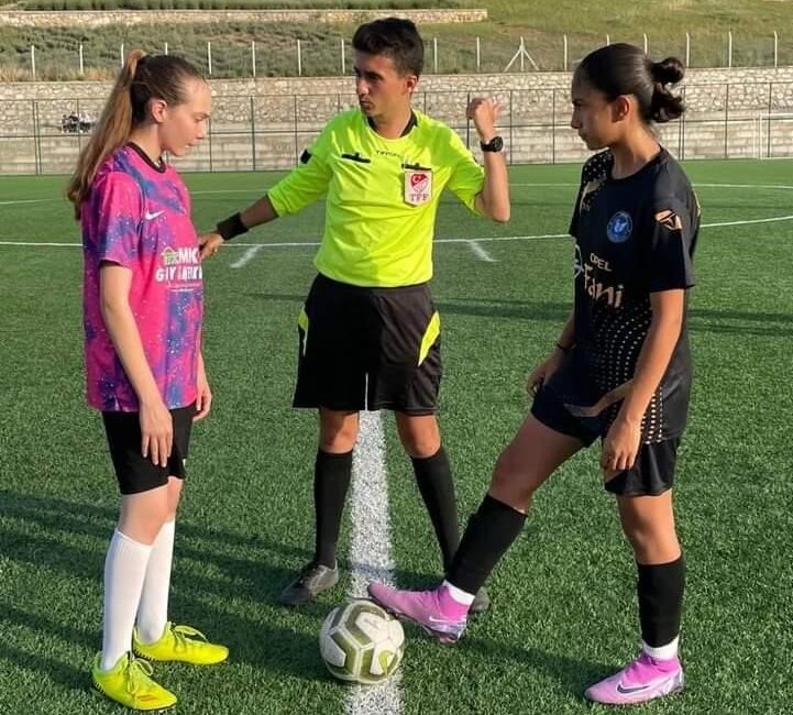 BABADAĞSPOR U15 KADIN FUTBOL