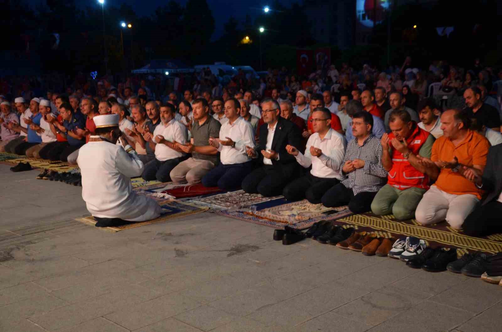 Bafra’da “Demokrasi ve Milli Birlik Günü”