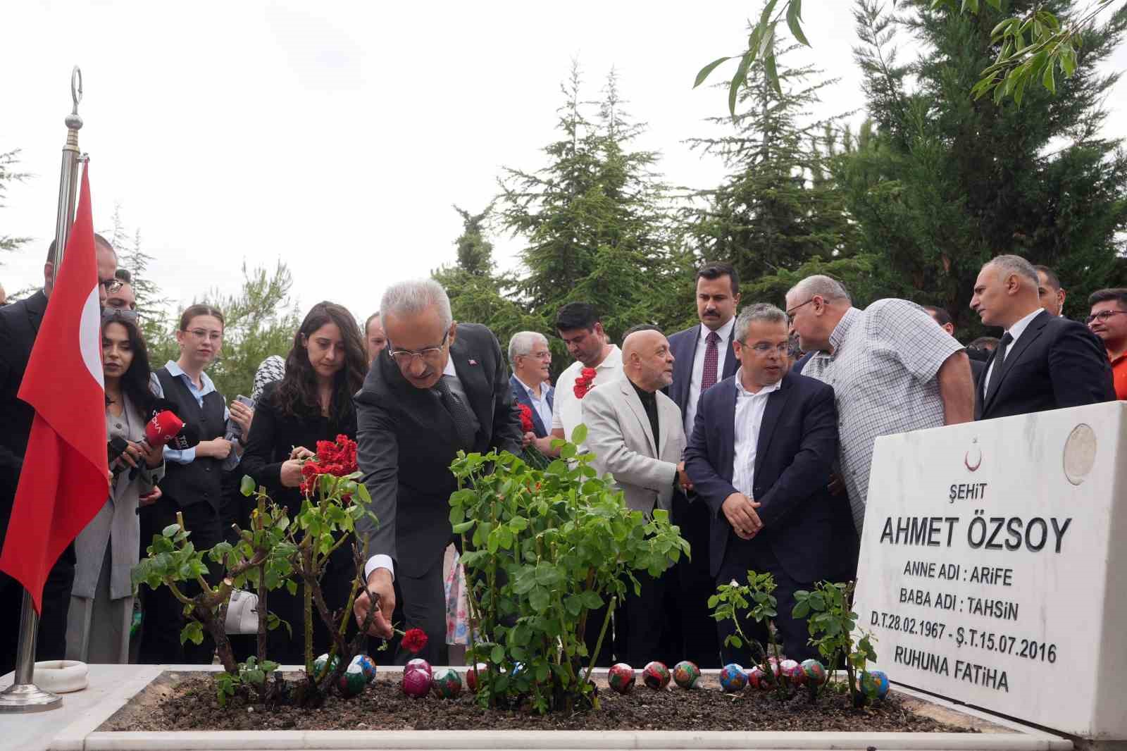 ULAŞTIRMA VE ALTYAPI BAKANI ABDULKADİR URALOĞLU, 15 TEMMUZ DARBE GİRİŞİMİNDE