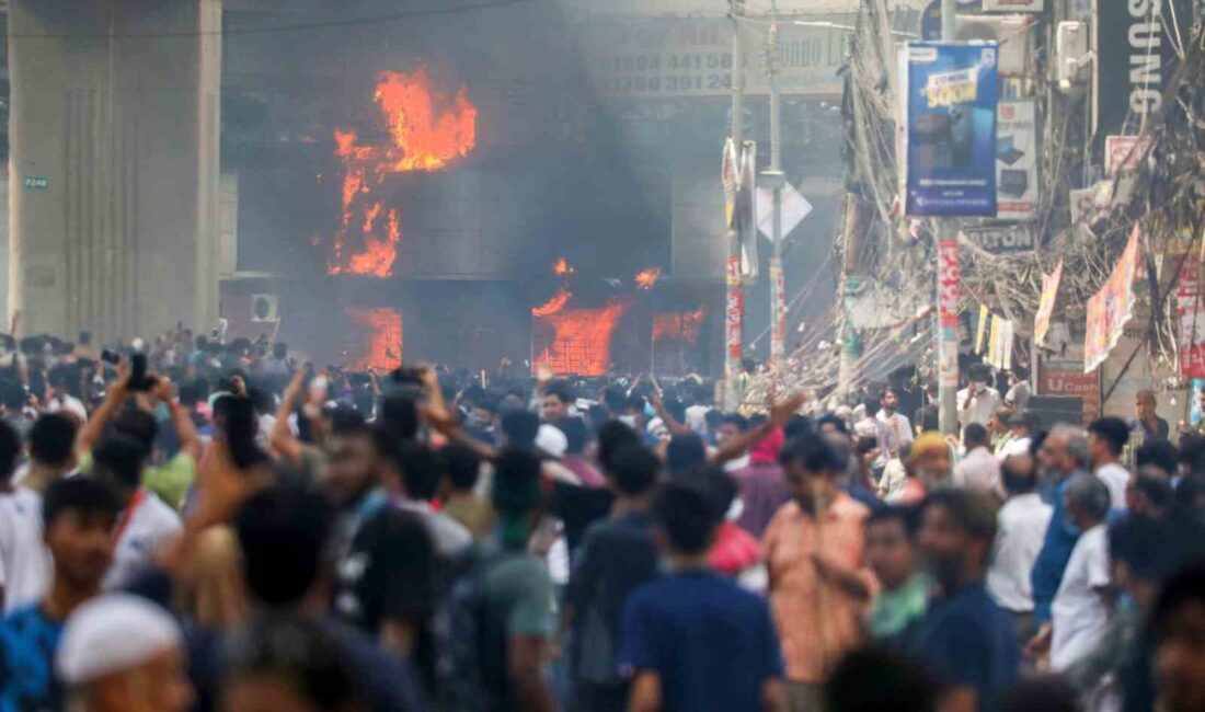 BANGLADEŞ'TE 1971'DEKİ BAĞIMSIZLIK SAVAŞI'NA