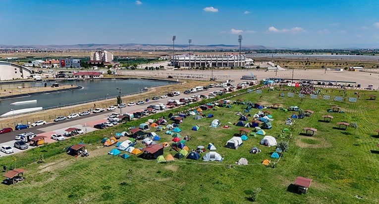 AFYONKARAHİSAR BELEDİYE BAŞKANI BURCU