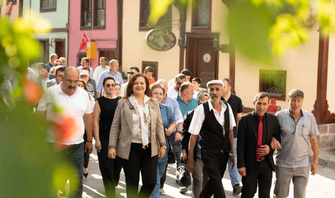 AFYONKARAHİSAR BELEDİYE BAŞKANI BURCU