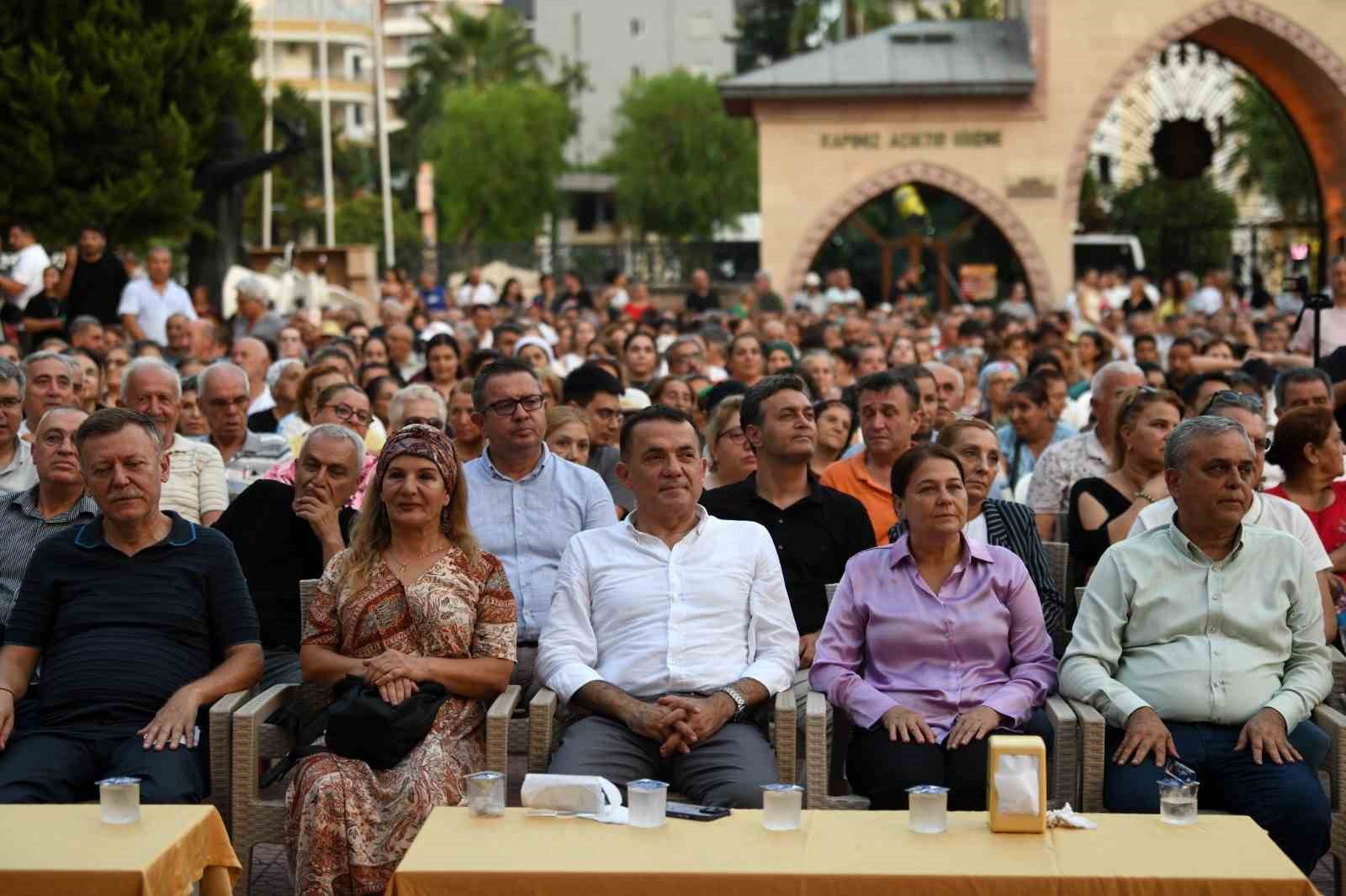 Başkan Özyiğit: “Farklılıklarımızı zenginlik olarak görüp, birbirimize kenetlenerek geleceğe daha umutla bakıyoruz”