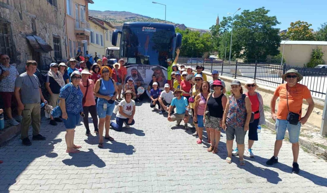 EGE KIYILARINDAKİ YOĞUNLUKTAN BUNALAN