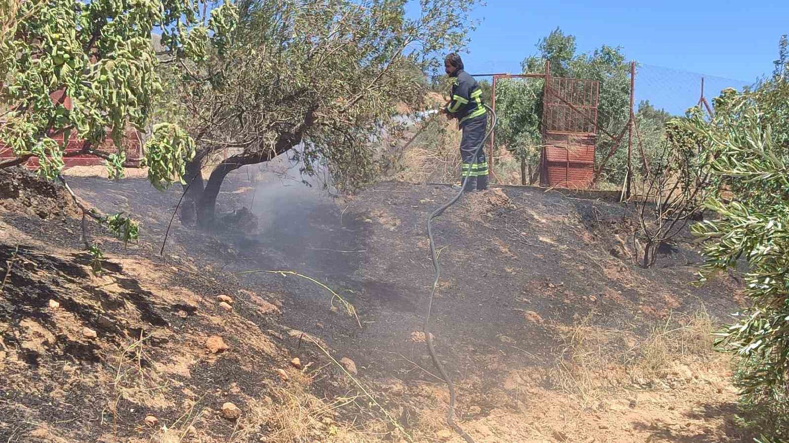 Belen’de çıkan bahçe yangınını itfaiye ekipleri söndürdü