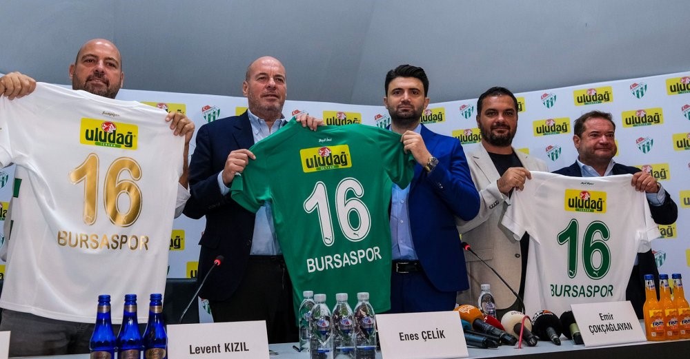 Bursaspor’un sırt sponsoru Uludağ İçecek oldu