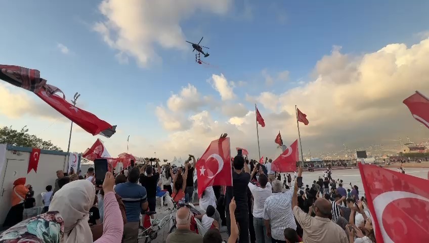 HATAY'DA İSKENDERUN KÖRFEZİNDE MEST